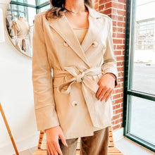Load image into Gallery viewer, The Big City Leather Blazer
