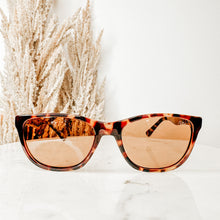 Load image into Gallery viewer, Matt And Nat Sunglasses