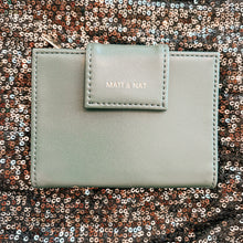 Load image into Gallery viewer, Matt & Nat Wallets