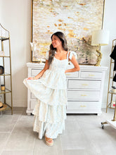 Load image into Gallery viewer, Graceson Floral Maxi
