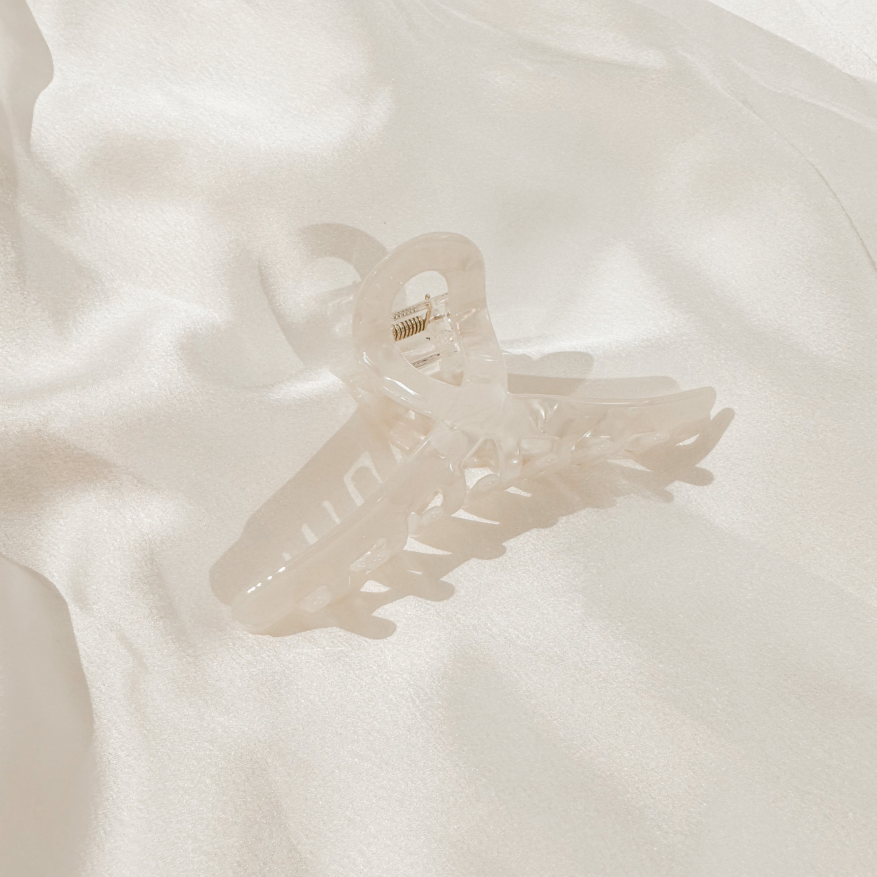 The Alice Claw Clip