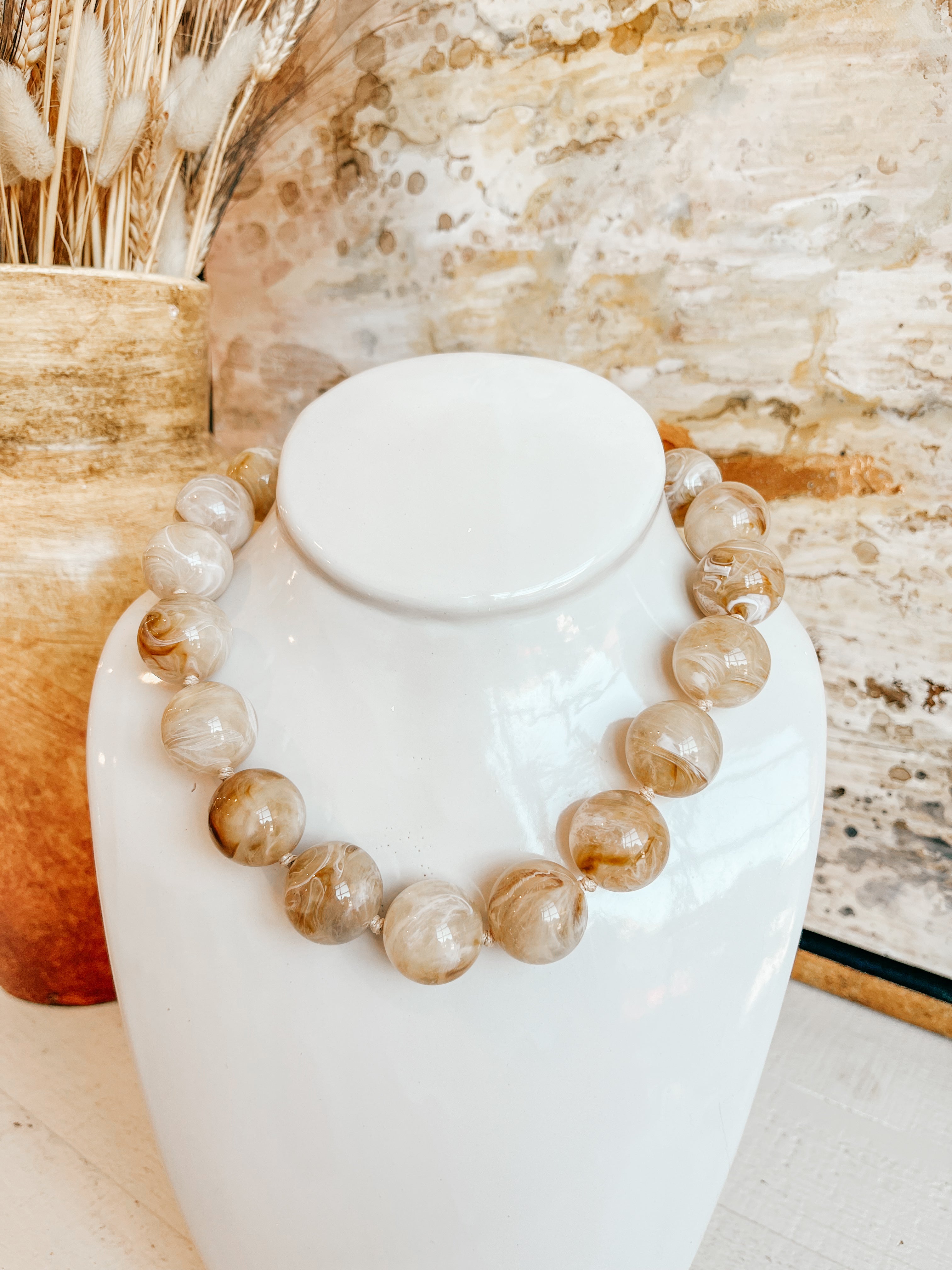 Marbled Necklace