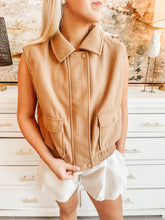 Load image into Gallery viewer, The Robin Vest
