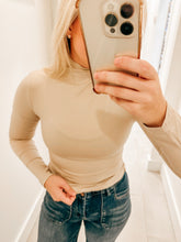 Load image into Gallery viewer, Ophelia Basic Long Sleeve
