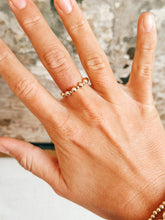 Load image into Gallery viewer, 14K Gold Filled 2mm Stretch Ring Pattern
