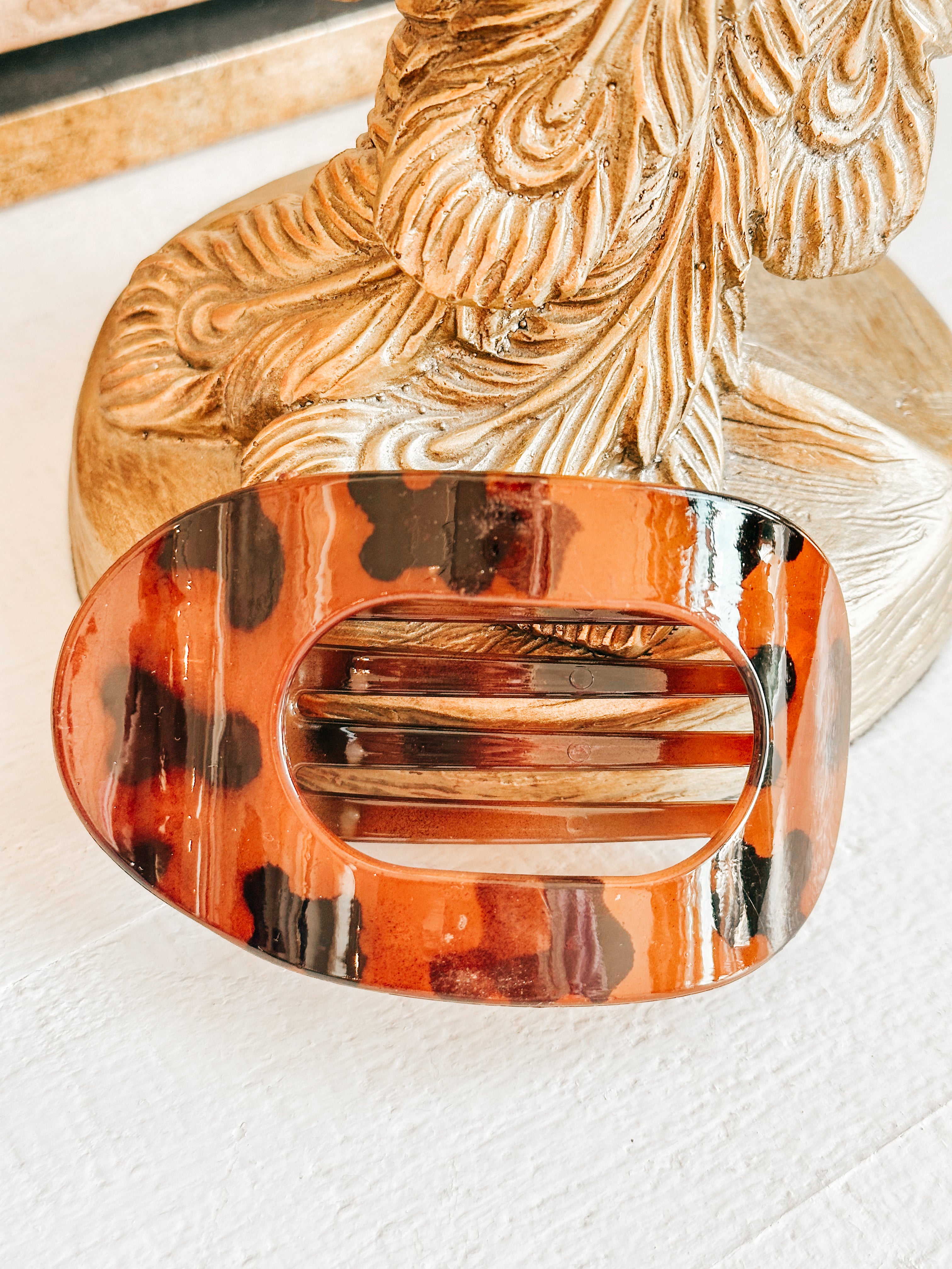 The Claire Claw Clip