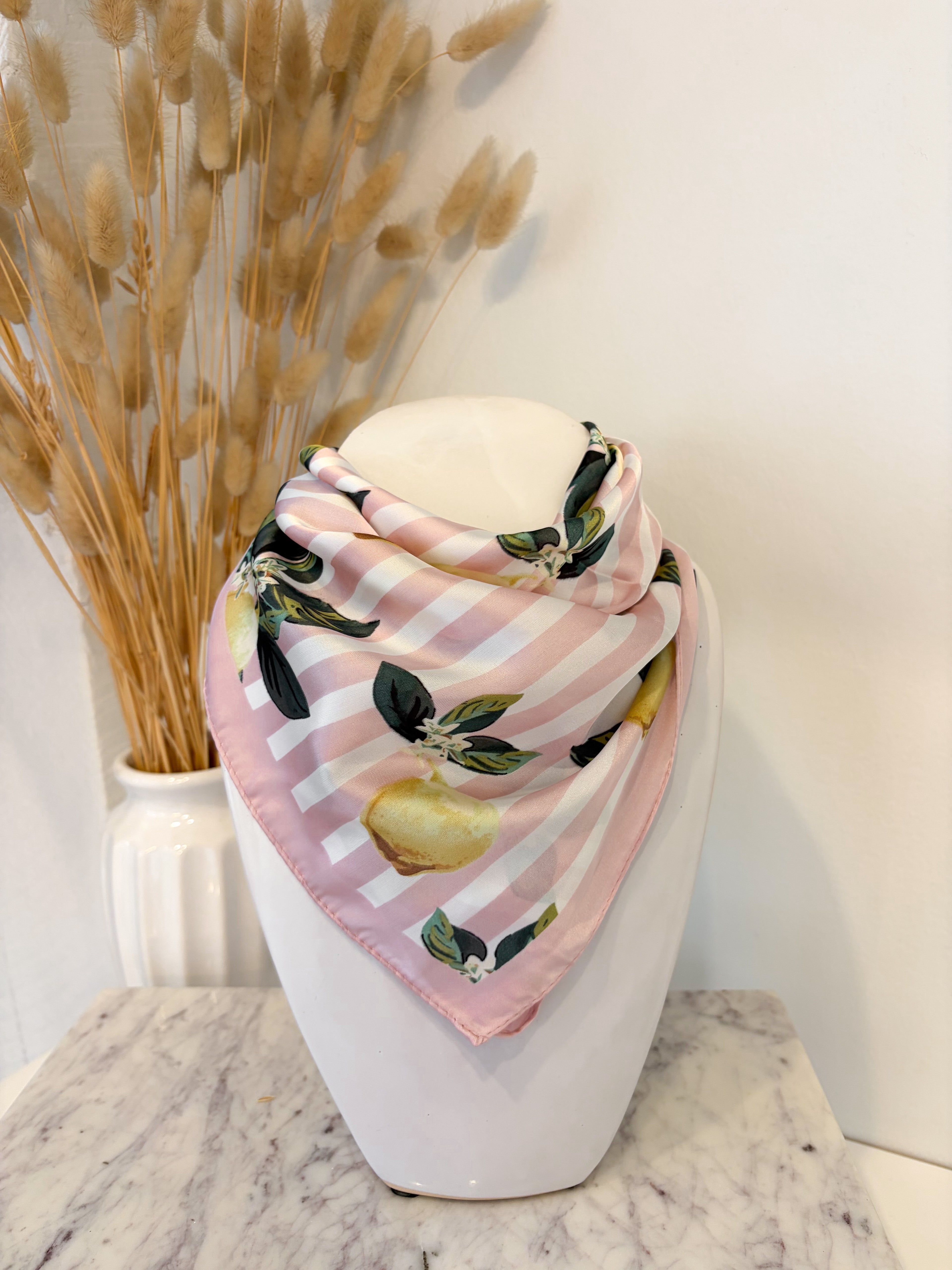 Lemon Grove Scarf