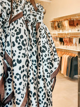 Load image into Gallery viewer, Spice It Up Scarf
