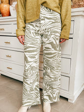 Load image into Gallery viewer, Claire Pants
