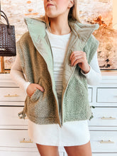 Load image into Gallery viewer, Sensible Sherpa Vest
