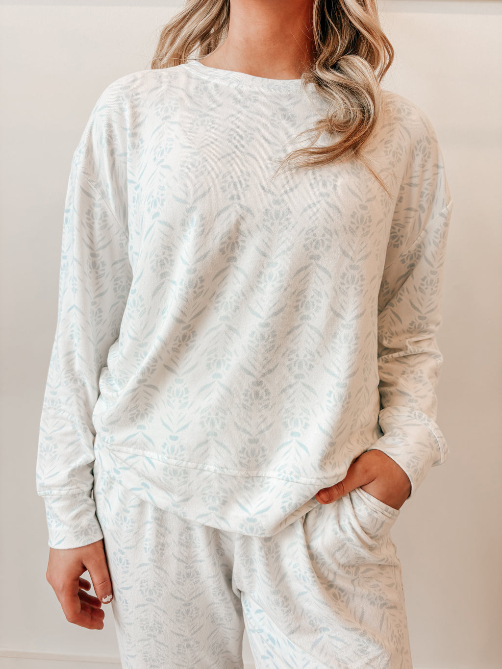 Palm Damask-Light Blue Sophie Set
