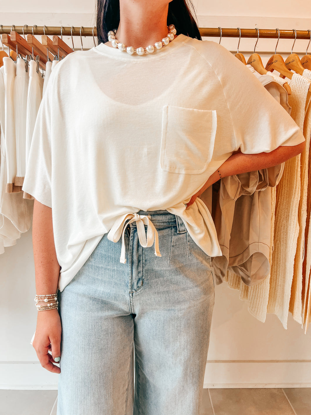 Clara Basic Tee