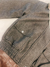 Load image into Gallery viewer, Trip To New York Jacket
