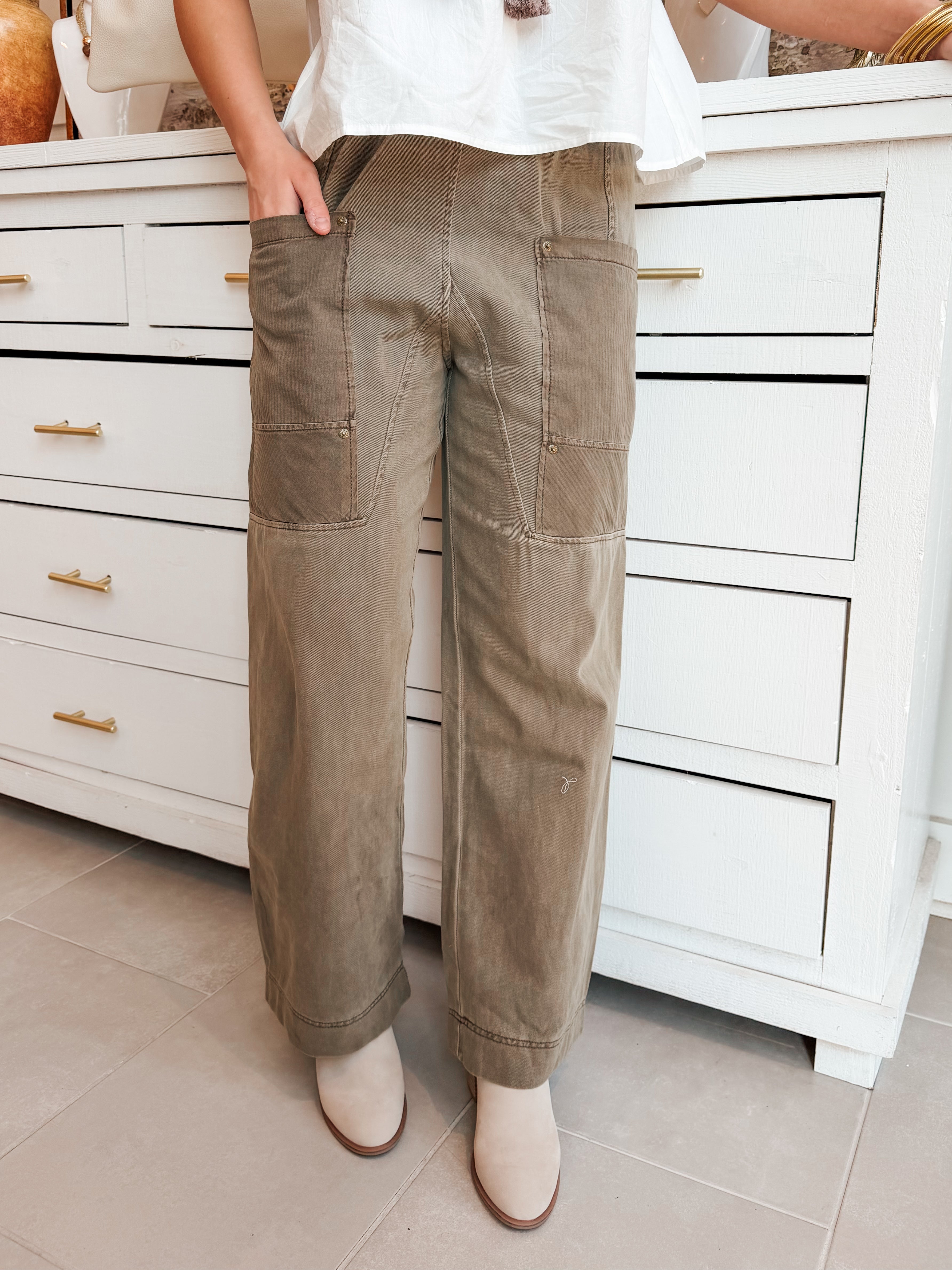 Ages Roll Pants