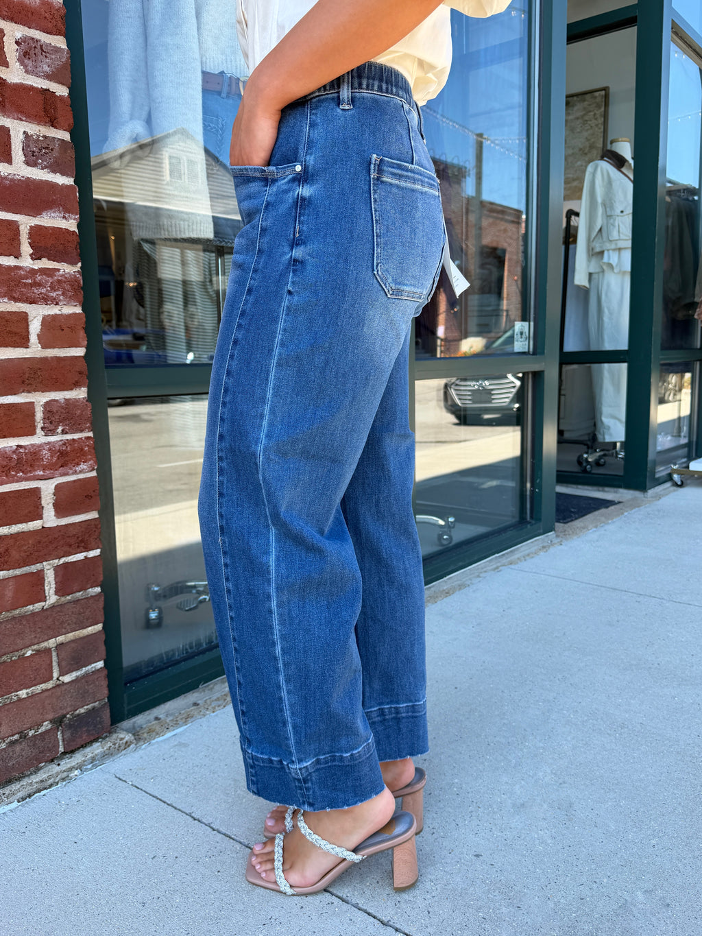 The Weekend Barrel Jeans